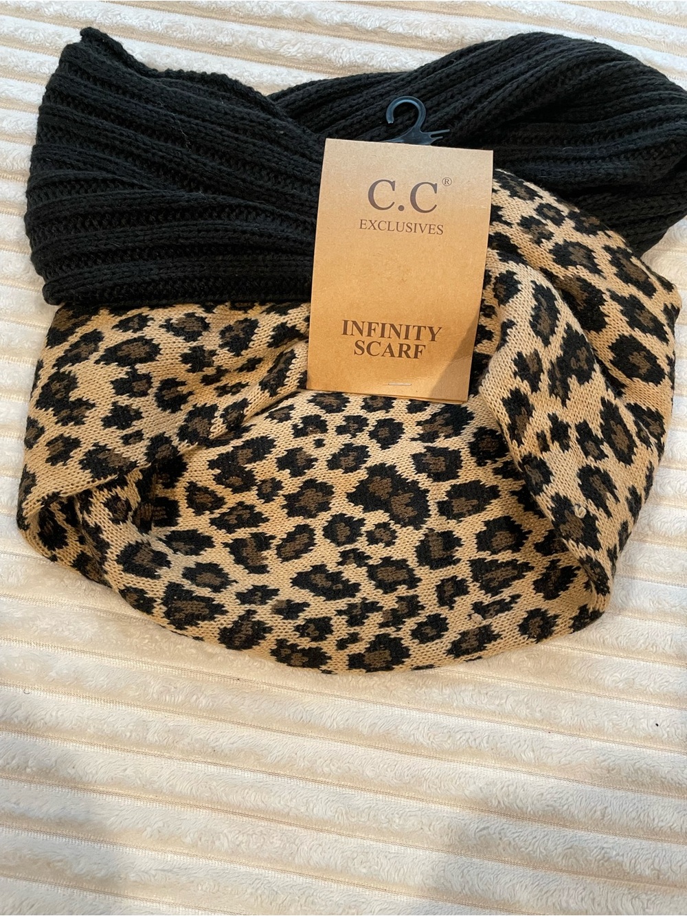 C.C Reversible Infinity Scarf in Leopard Tan and Black
